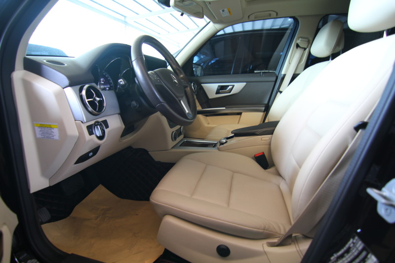 BENZ GLK350 AMG 不二價 全景天窗 認證優質車 實車在店 歡迎預約  第4張相片