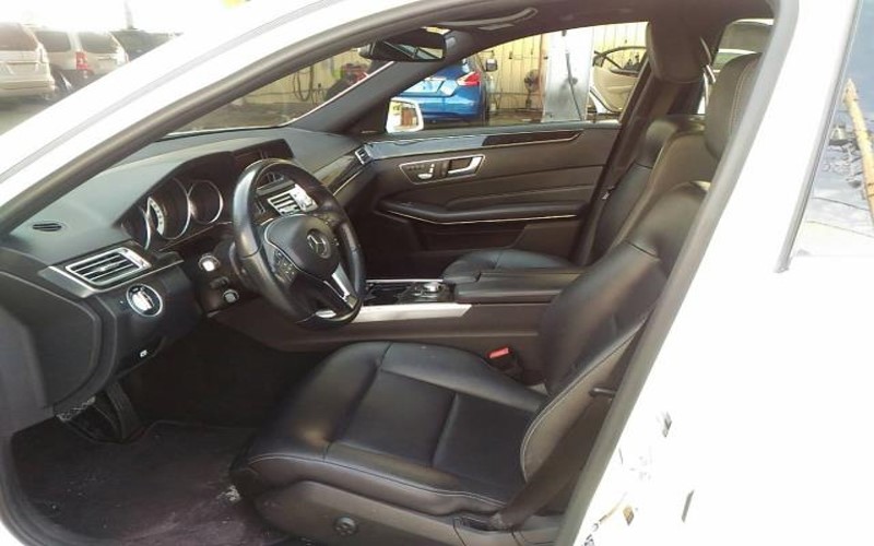 BENZ E350 全景  認證車 不二價 實車在店 歡迎蒞臨鑑賞  第3張相片