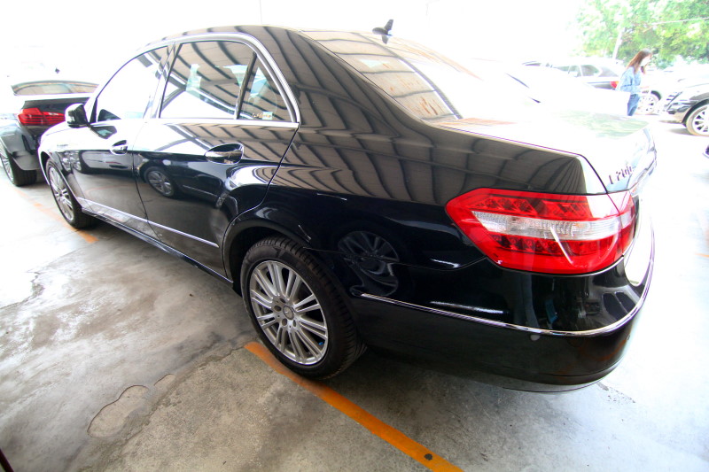 BENZ E200 天窗衛導 一手車 不二價 原漆原鈑件 實車在店 歡迎預約  第6張相片