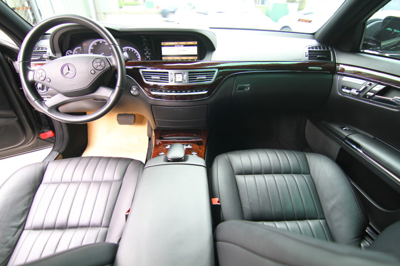 BENZ S350 認證車 選配80萬 不二價 喜歡都可談 實車在店 保證有車    第2張相片