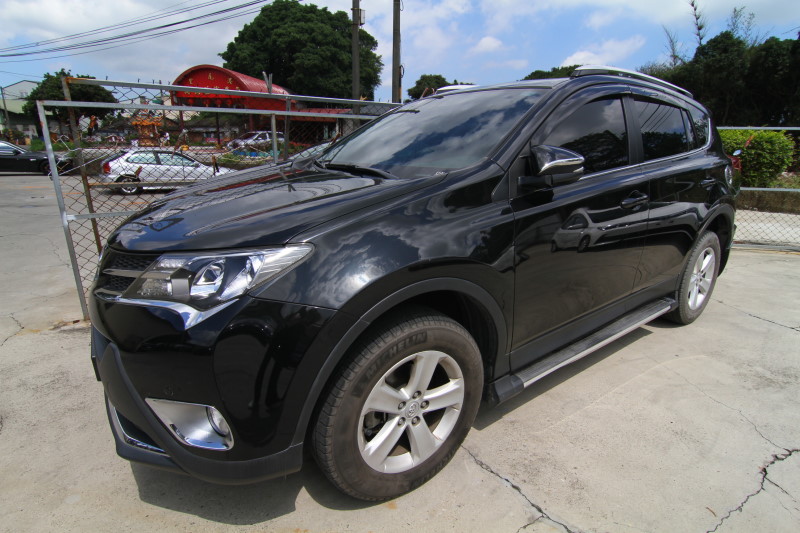 TOYOTA 豐田 RAV4 天窗 不二價 一手車 原漆原鈑件 歡迎預約  第1張相片