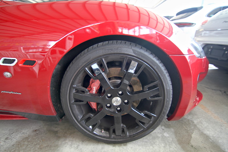 Maserati GranTurismo Sport  總代理 卡夢套件 一手車 實車實價  第7張相片