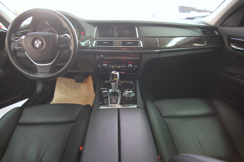 BMW 730D IK環景 認證車 實車實價 一手車 歡迎預約  第2張相片
