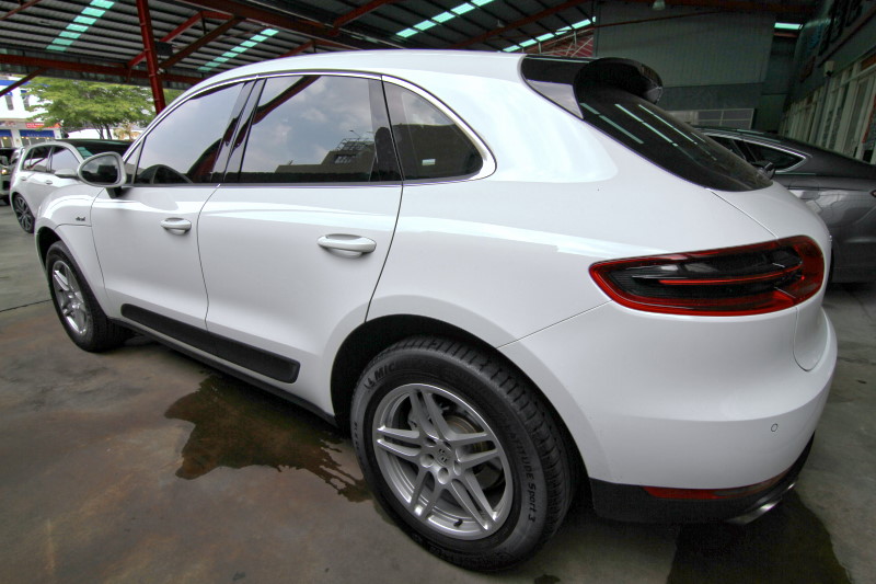 Porsche Macan S版 總代理 柴油 全景天窗 電尾 實車實價  第7張相片