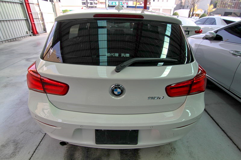 BMW 118D 總代理 衛導摸門 柴油 實車實價 一手車 認證優質車 歡迎預約  第7張相片