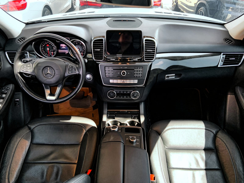 BENZ GLE400 總代理 環景 摸門 一手車 實車實價 歡迎預約  第2張相片