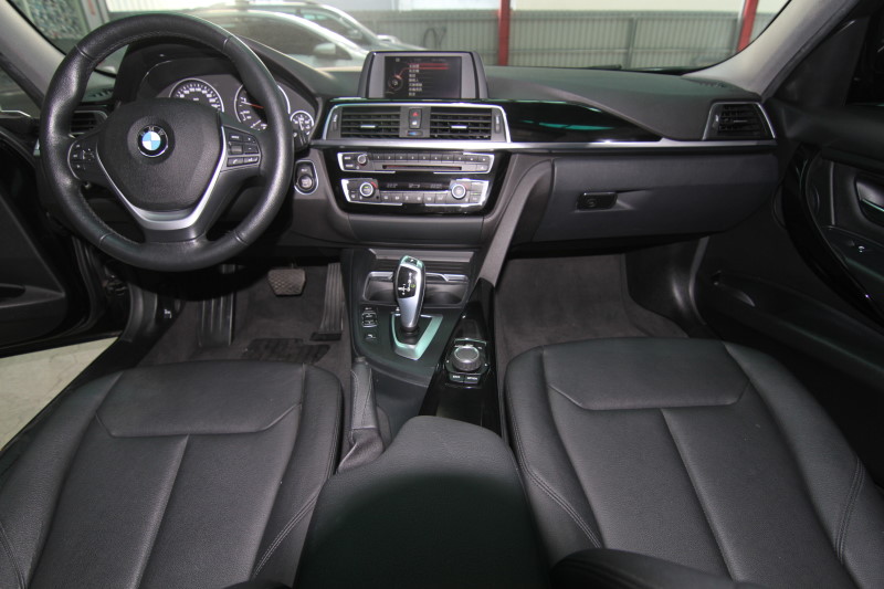 BMW 318D 柴油 認證車 高價收購 中古車買賣 歡迎預約賞車  第2張相片