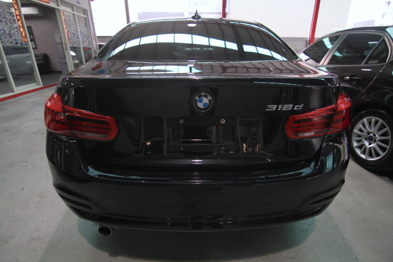 BMW 318D 柴油 認證車 高價收購 中古車買賣 歡迎預約賞車  第5張相片