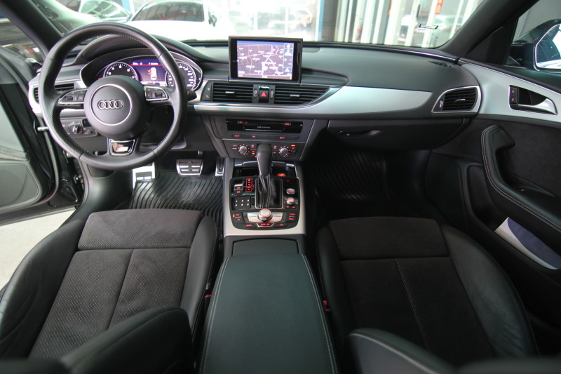 AUDI A6 AVANT S-LINE 全景天窗 電尾 行李架 女用車 實車實價  第2張相片