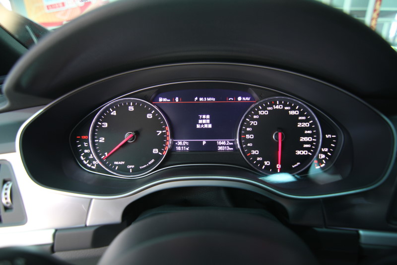 AUDI A6 AVANT S-LINE 全景天窗 電尾 行李架 女用車 實車實價  第3張相片