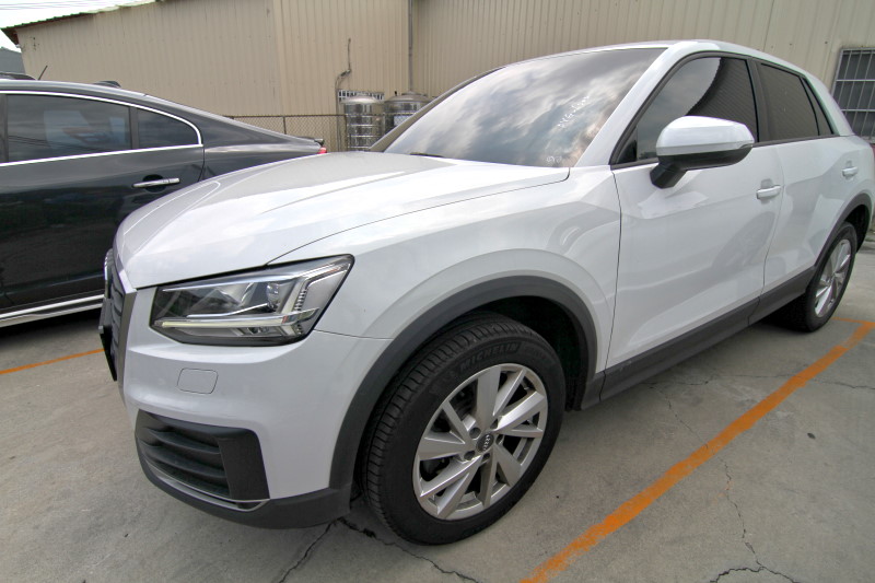 AUDI Q2 摸門 女用車 實車實價 原漆原鈑件  認證車 歡迎預約  第1張相片