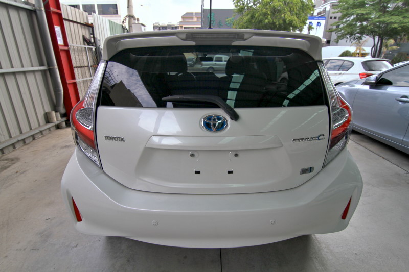 Toyota Prius C 實車實價 落地新車 跑8400KM 小排氣量 歡迎預約  第7張相片