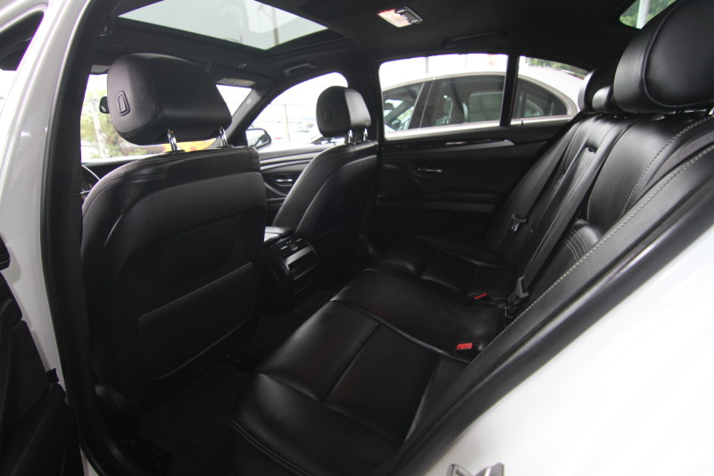 BMW 528XI M版 5AS 踢腳 HK音響 實車實價 歡迎來電預約  第5張相片