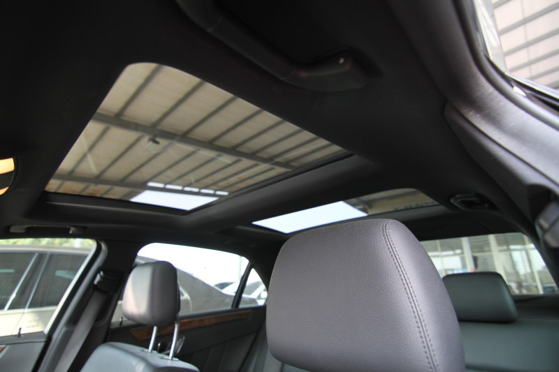 BENZ E350 全景HK 實車實價 一手車 原車融資 中古車 二手車 歡迎預約  第4張相片