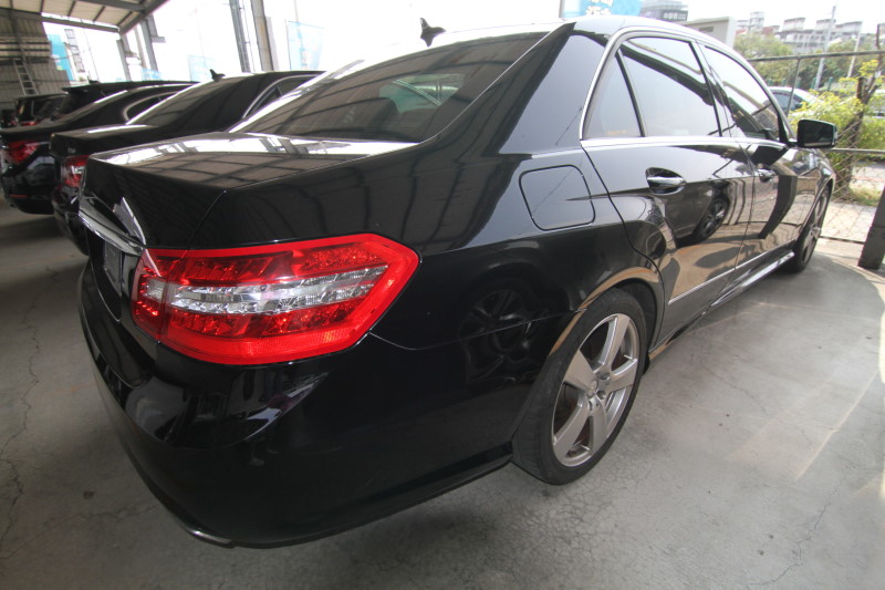 BENZ E350 全景HK 實車實價 一手車 原車融資 中古車 二手車 歡迎預約  第6張相片