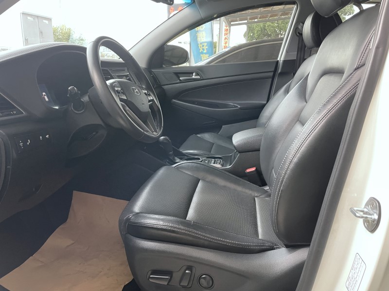 實車實價 現代 Tucson 一手車 柴油 實車在店 歡迎預約  第5張相片