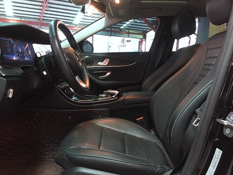 BENZ E250 總代理 摸門環景踢腳 實車實價 實車在店 歡迎預約  第5張相片