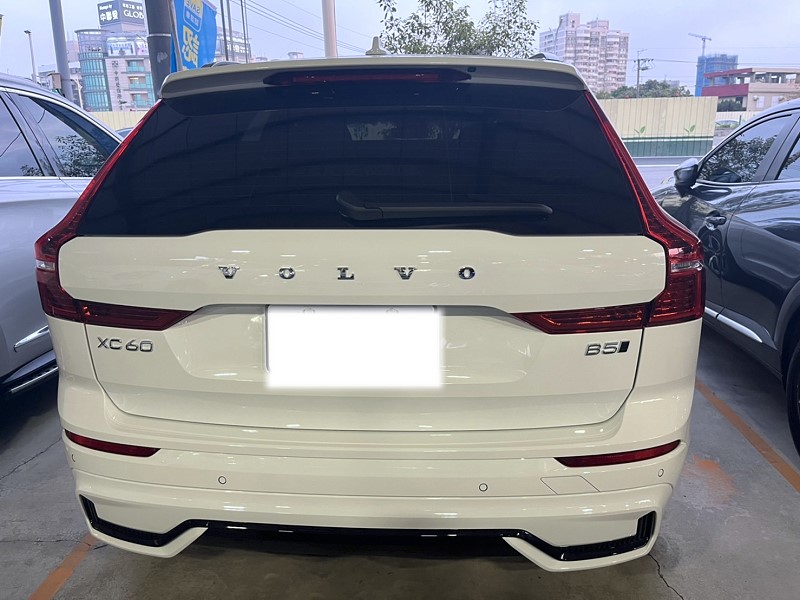 全新車 VOLVO XC60 實車實價 實車在店 線上預約  第7張相片