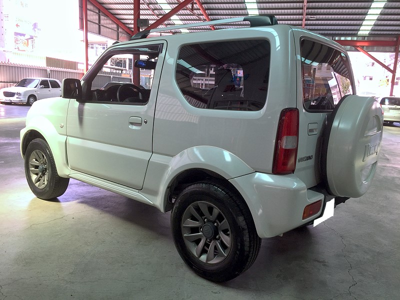 SUZUKI JIMNY 越野房車 一手車 實車實價  歡迎洽詢  第8張相片