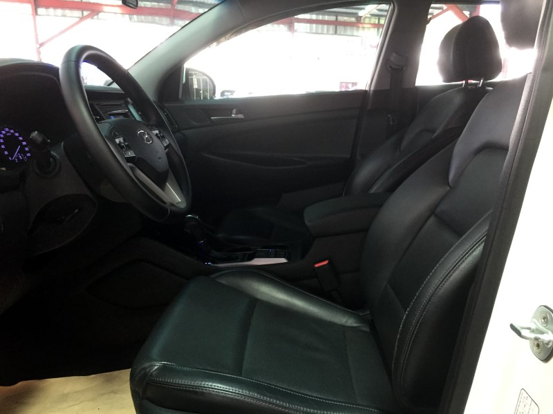 現代  Tucson  柴油 4WD 全景 實車實價 實車在店 歡迎洽詢  第4張相片