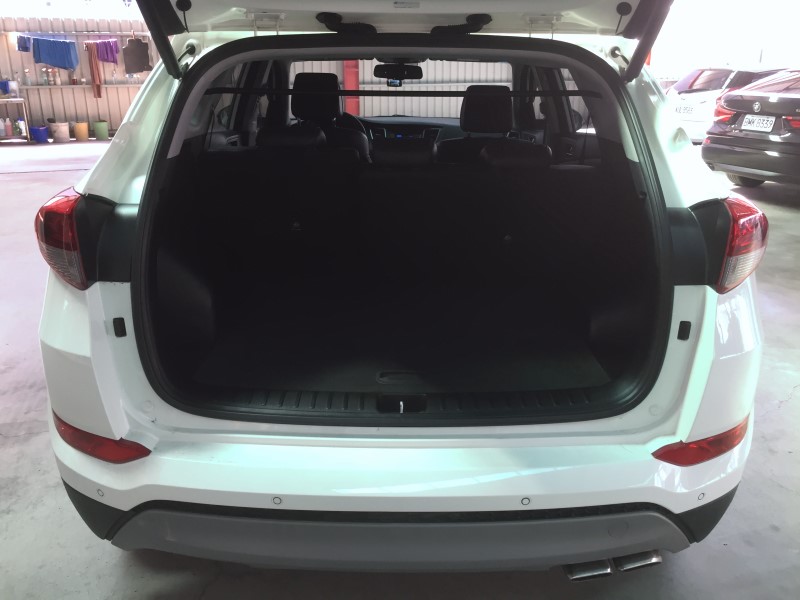 現代  Tucson  柴油 4WD 全景 實車實價 實車在店 歡迎洽詢  第7張相片