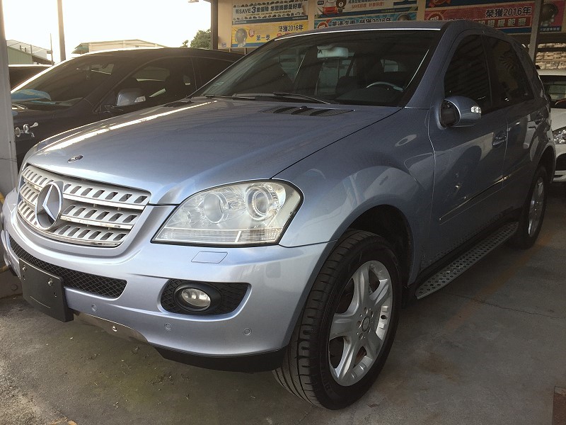 BENZ 2007 ML350 總代理 天窗衛導 實車在店 歡迎預約   第1張相片