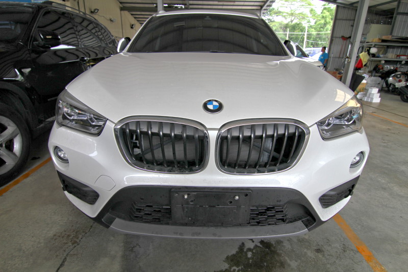 BMW 2017 X1 18D 總代理 摸門 柴油 認證車 實車實價  第2張相片