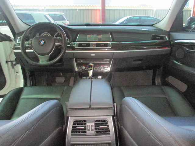 BMW 2014 520D GT 總代理 全景天窗 環景 實車在店 實車實價  第2張相片