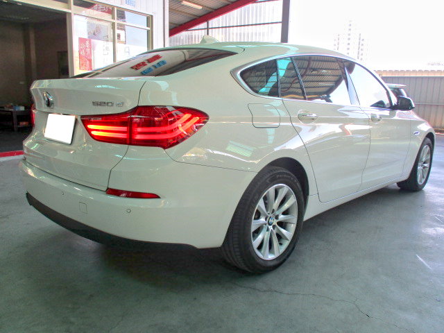 BMW 2014 520D GT 總代理 全景天窗 環景 實車在店 實車實價  第6張相片