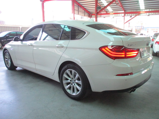 BMW 2014 520D GT 總代理 全景天窗 環景 實車在店 實車實價  第8張相片