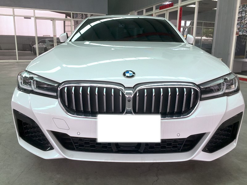 BMW 520I 小改 M版 全液晶椅錶 認證車 實車實價 實車在店 歡迎洽詢  第2張相片