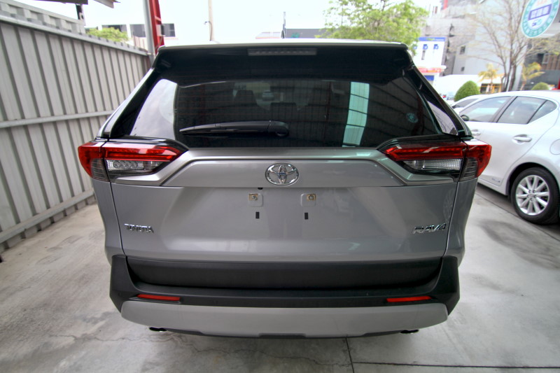 TOYOTA RAV4 IK跟車 實車實價 實車在店 歡迎預約賞車  第6張相片