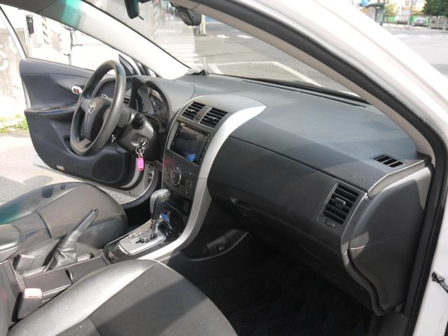 Toyota  Altis  第7張相片