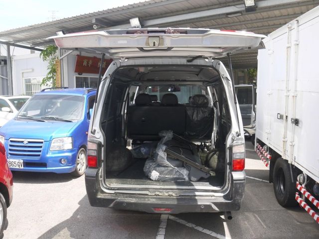 Mitsubishi  Delica  第6張相片