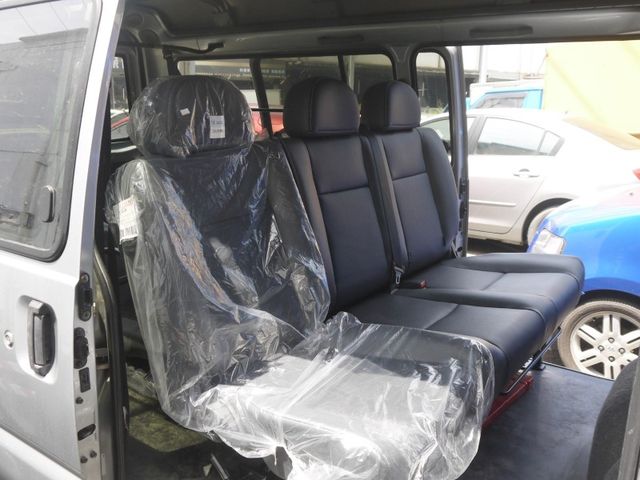 Mitsubishi  Delica  第7張相片