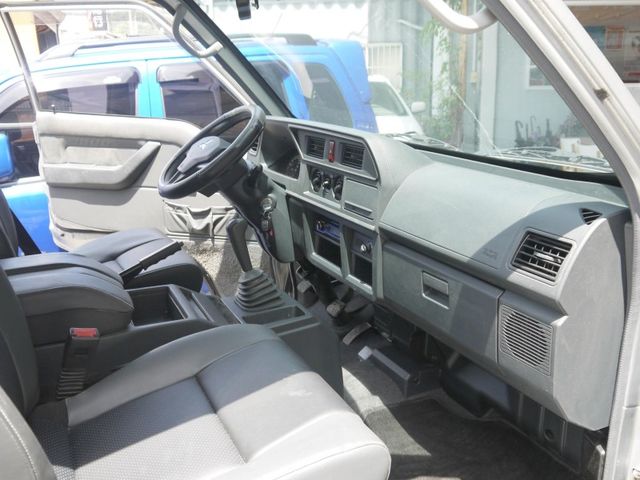 Mitsubishi  Delica  第8張相片