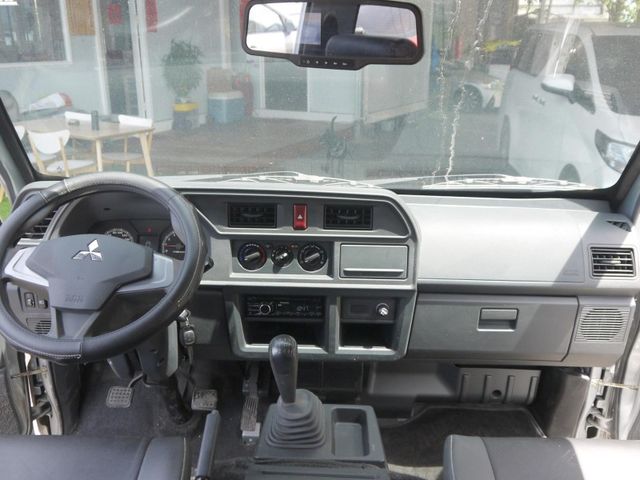 Mitsubishi  Delica  第9張相片