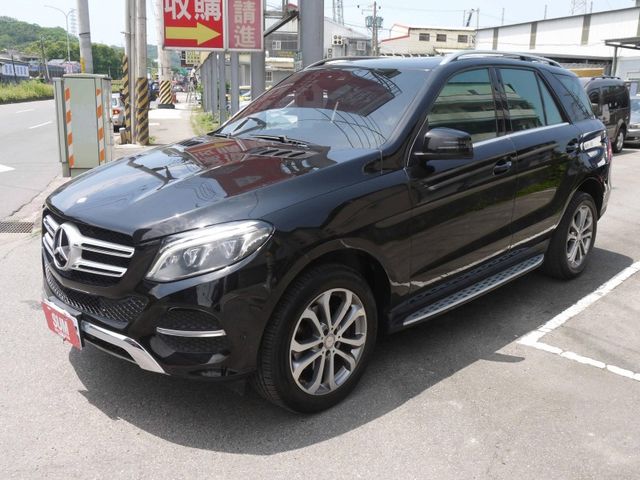 Mercedes-Benz/賓士   GLE-CLASS  GLE350d  第1張相片