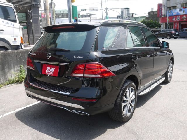 Mercedes-Benz/賓士   GLE-CLASS  GLE350d  第2張相片