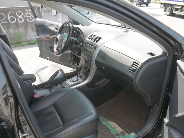 Toyota  Altis  第9張相片