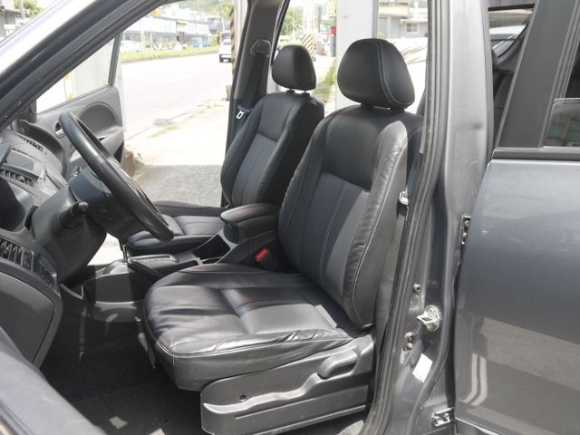 Mitsubishi  Zinger  第6張相片