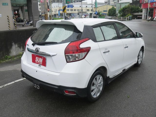 Toyota  Yaris  第3張相片