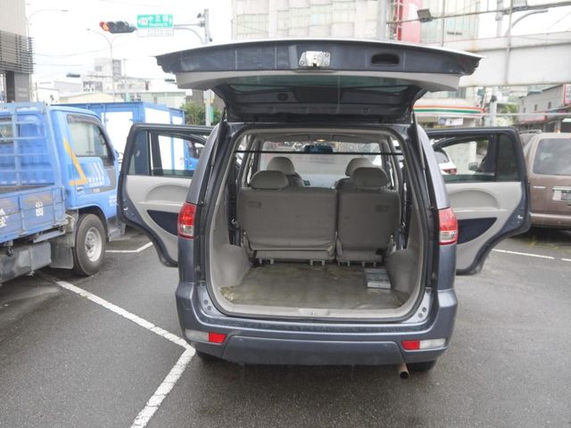 Mitsubishi  Zinger  第10張相片