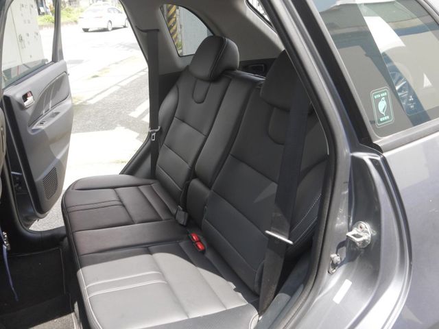 Mitsubishi  Colt Plus 僅跑4萬 原廠保養 頂級版 電動尾門 IKEY免鑰匙 定速 盲點 COLTPL  第8張相片