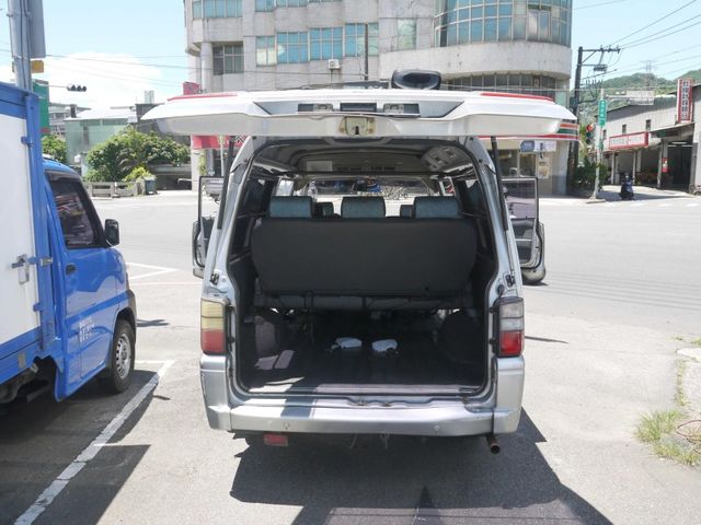 Mitsubishi  Delica  第6張相片