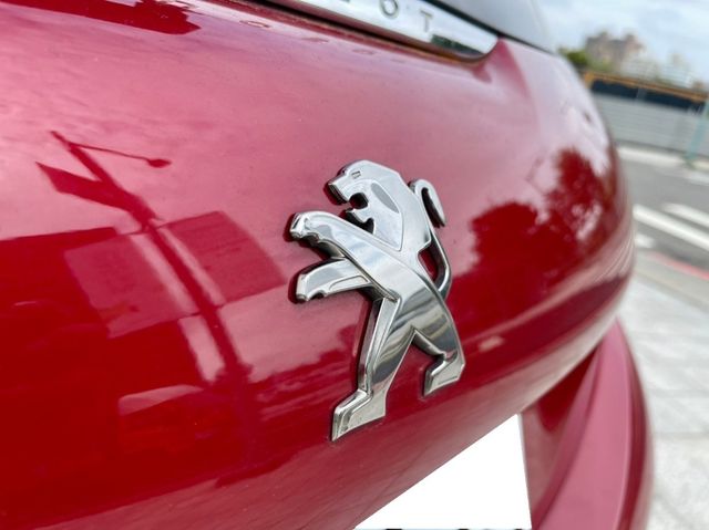 Peugeot 寶獅 208  第6張相片