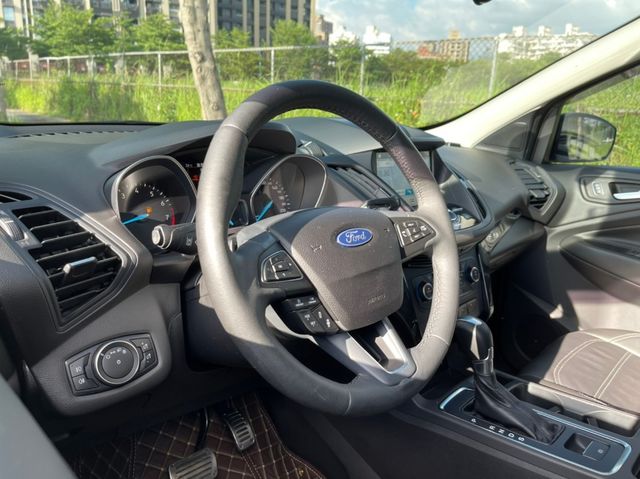 FORD福特 KUGA  第9張相片