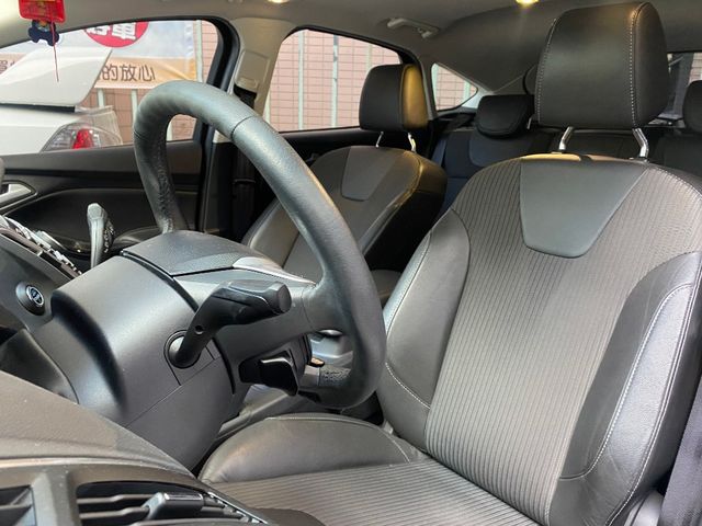 FORD福特 FOCUS  第3張相片