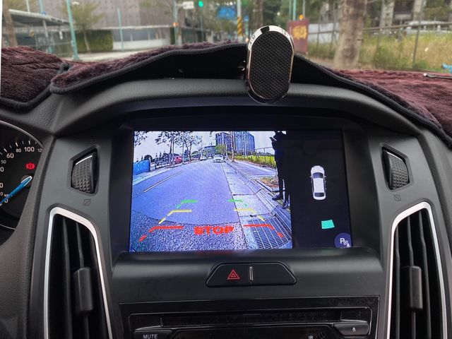 FORD福特 FOCUS  第14張相片