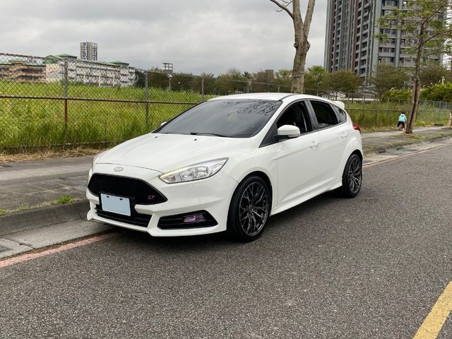 FORD福特 FOCUS  第1張相片